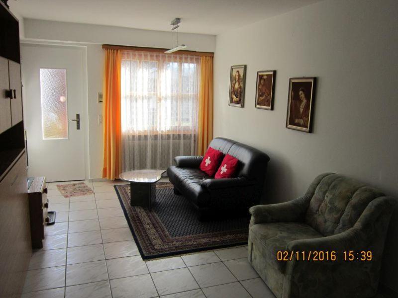 Flumina - Ferienwohnung Fuer Max. 4 Personen 弗利姆斯 外观 照片